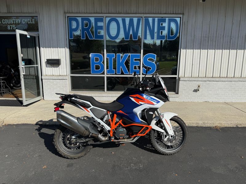 2023 KTM Super Adventure 1290 RImage 1