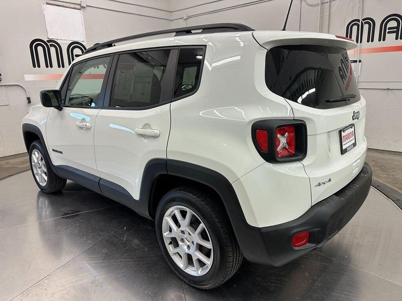 2022 Jeep Renegade LatitudeImage 13