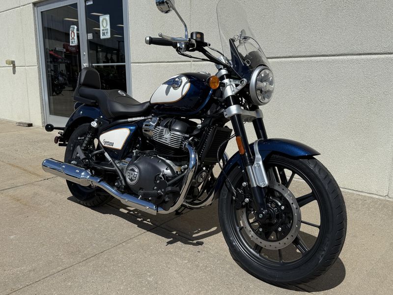 2024 Royal Enfield SUPER METEOR 650Image 1