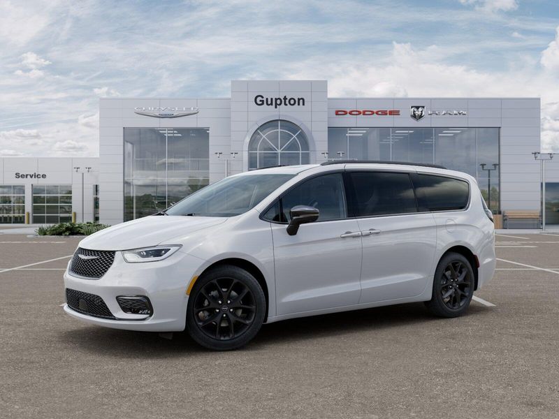 New 2026 Chrysler Pacifica LimitedImage 33