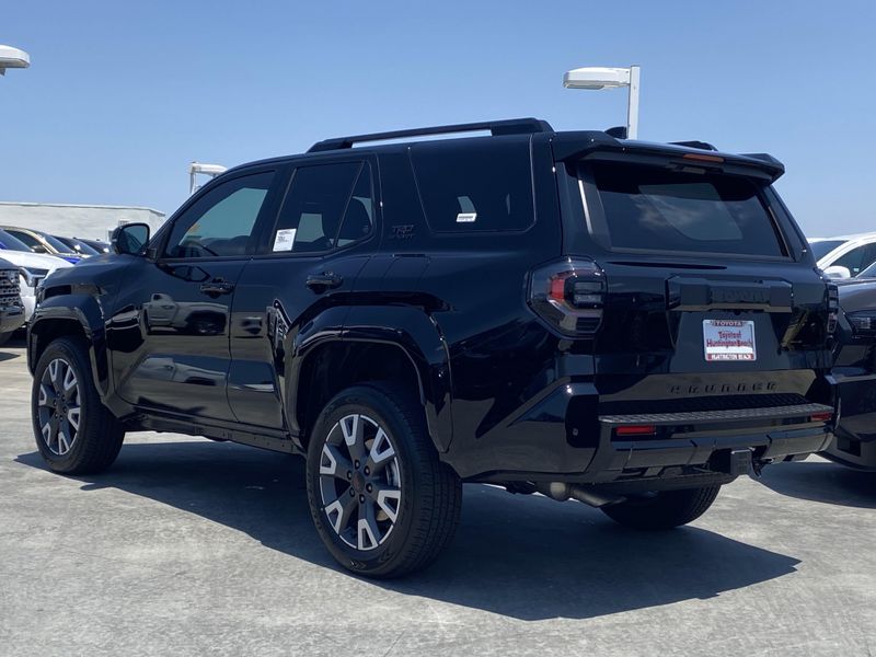New 2025 Toyota 4Runner TRD Sport PremiumImage 5