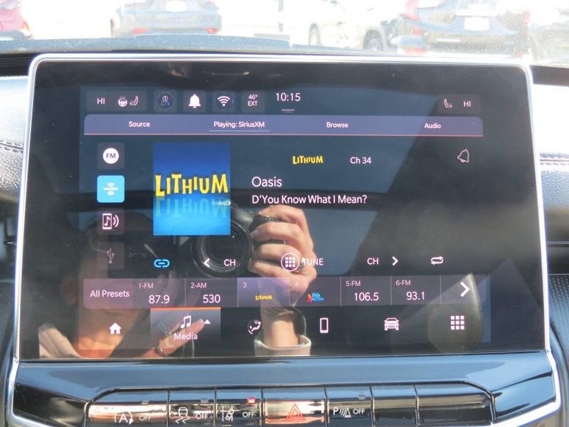 Used 2024 Jeep Compass Trailhawk 4x4 4dr SUVImage 16