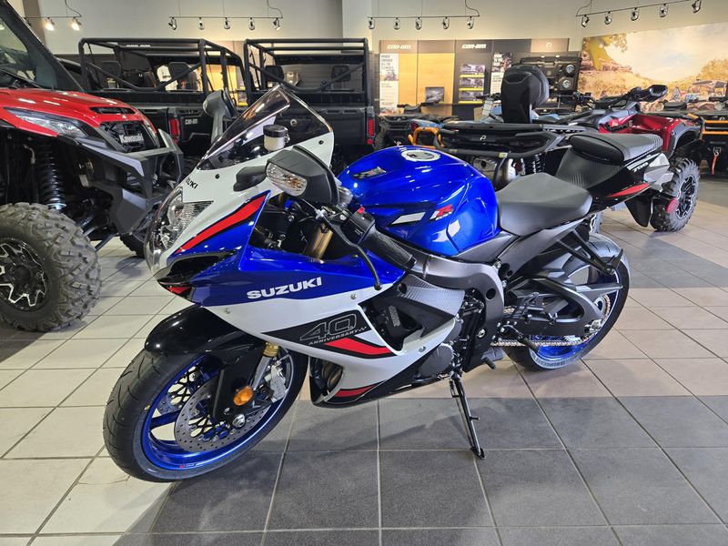 NEW 2026 SUZUKI GSXR750Z 40TH ANNIVERSARY EDITION Image 3