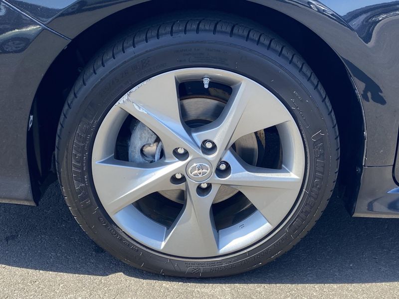 2012 Toyota Camry SEImage 10