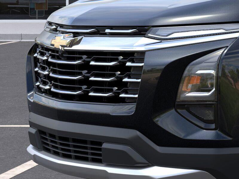 New 2025 Chevrolet Equinox FWD LTImage 13