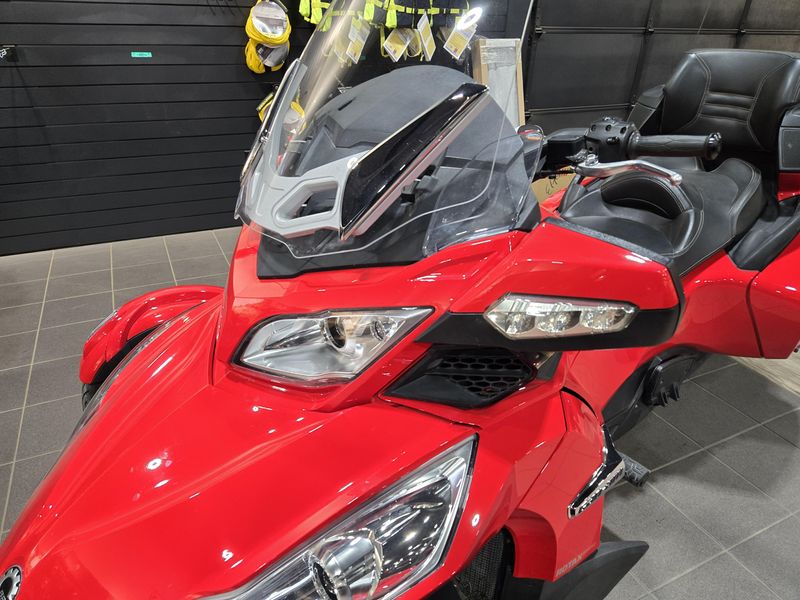 USED 2013 CAN-AM SPYDER RT Image 20
