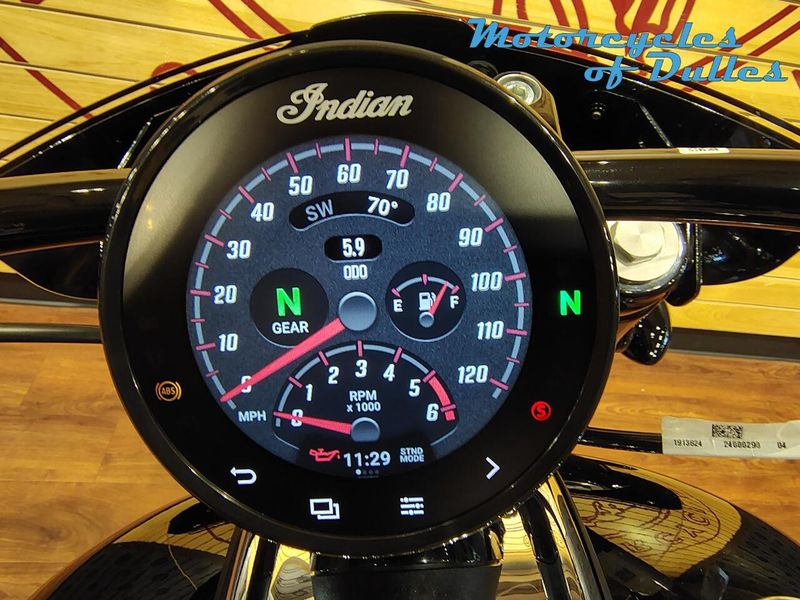 New 2025 Indian Motorcycle Super Chief Limited Image 10