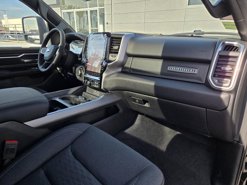 New 2026 RAM 1500 Big Horn Crew Cab 4x4 5'7' Box