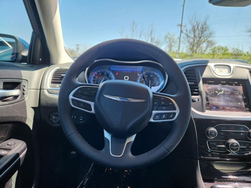 Used 2023 Chrysler 300 Touring L
