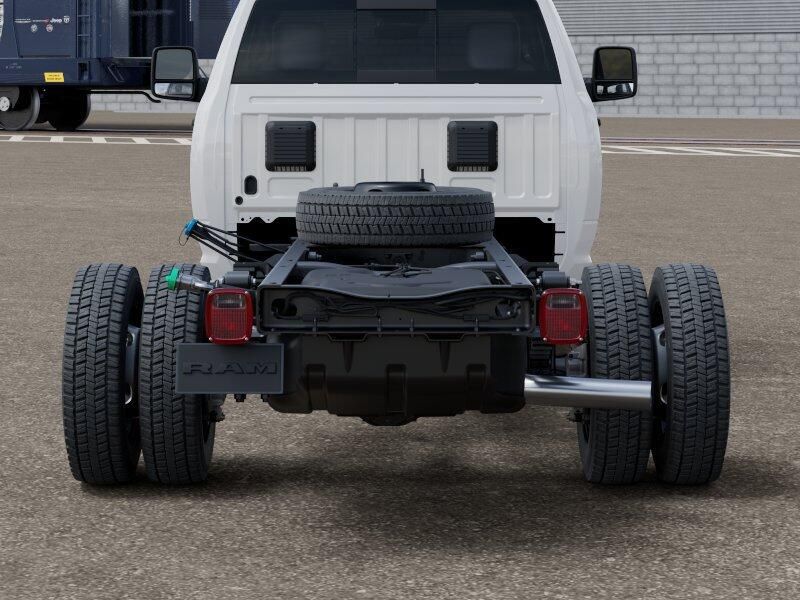 New 2027 RAM 4500 Tradesman Chassis Regular Cab 4x4 84