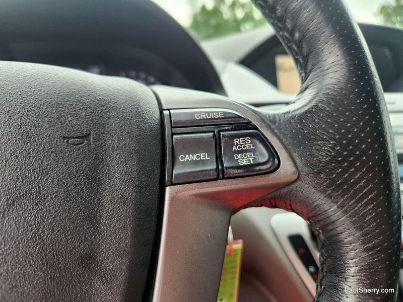 2013 Honda Odyssey EX-L photo 35