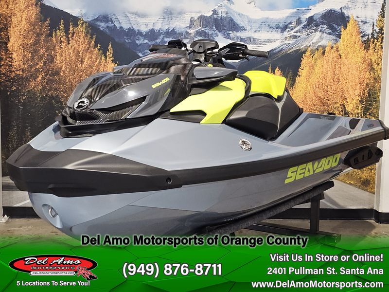 2024 Sea-Doo RXP-X 325 (SOUND SYSTEM) Image 4