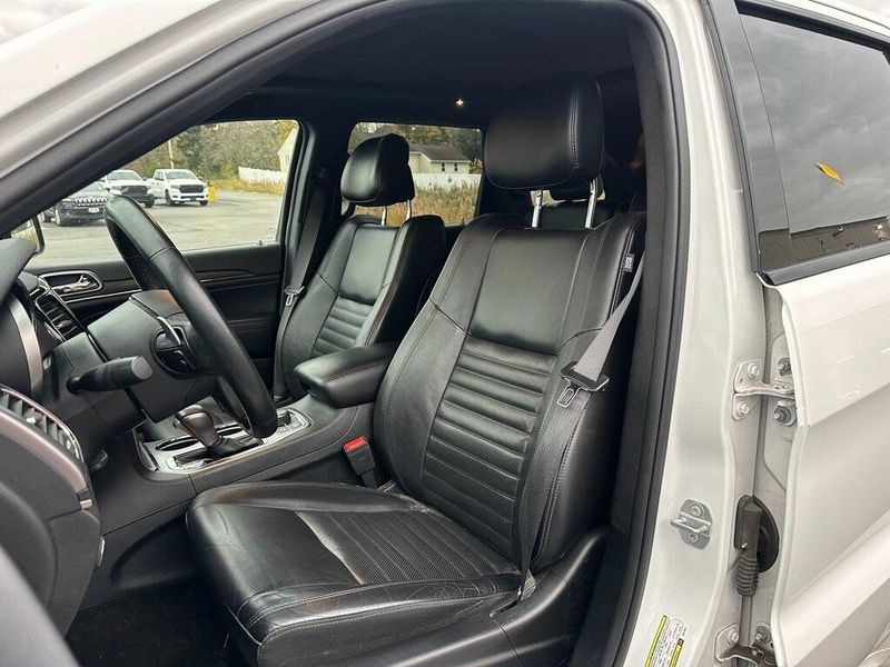 2019 Jeep Grand Cherokee Limited XImage 18