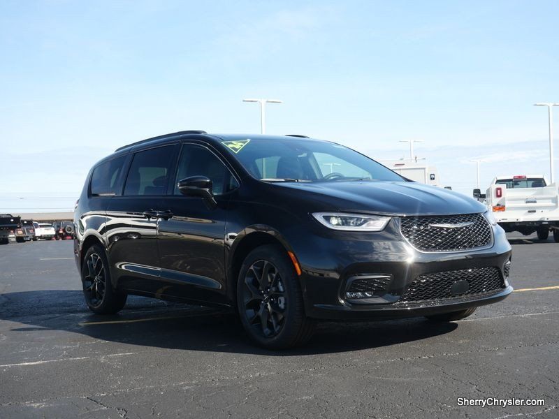 2024 Chrysler Pacifica Limited AwdImage 14