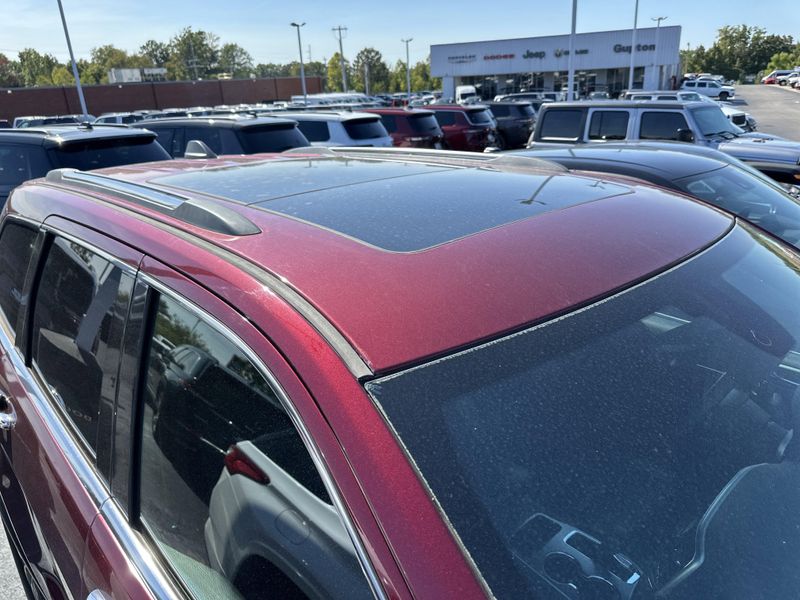 Used 2018 Jeep Grand Cherokee LimitedImage 6