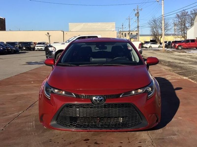 2021 Toyota Corolla LEImage 3