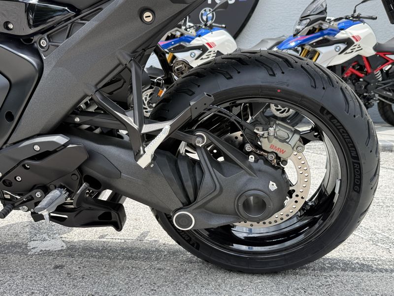 2026 BMW R 1300 RS
