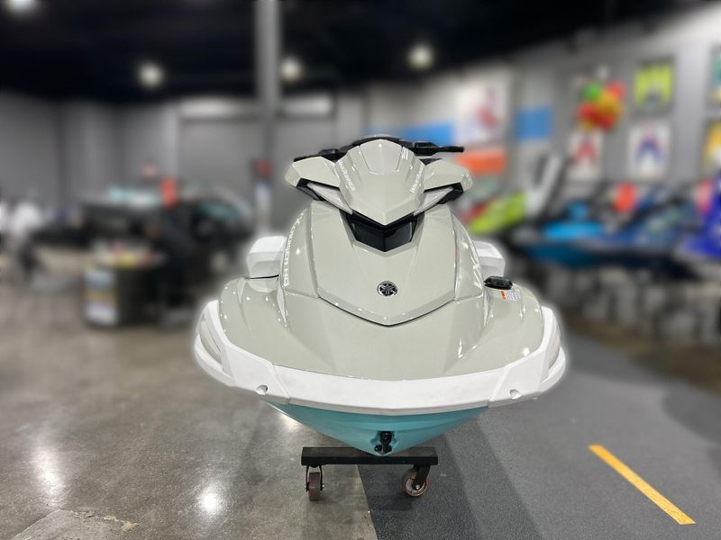2025 Yamaha VX CRUISER HO W/AUDIO  in a PEARL/MINT exterior color. Del Amo Motorsports of Redondo Beach (424) 390-7811 delamomotorsports.com 
