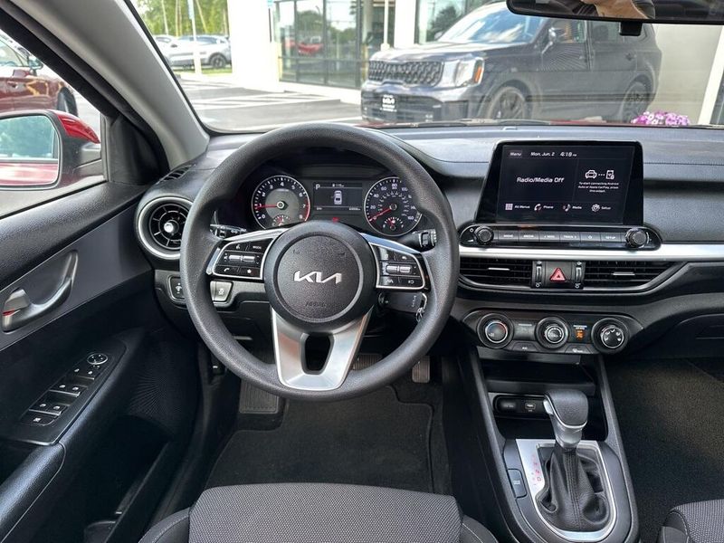 2022 Kia Forte LXSImage 22