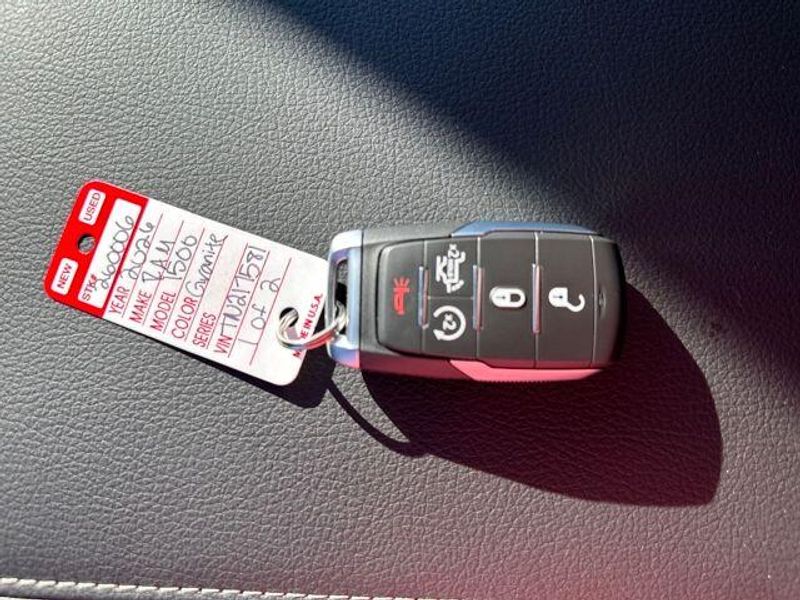 2026 RAM 1500 Big Horn Crew Cab 4x4 5'7' Box