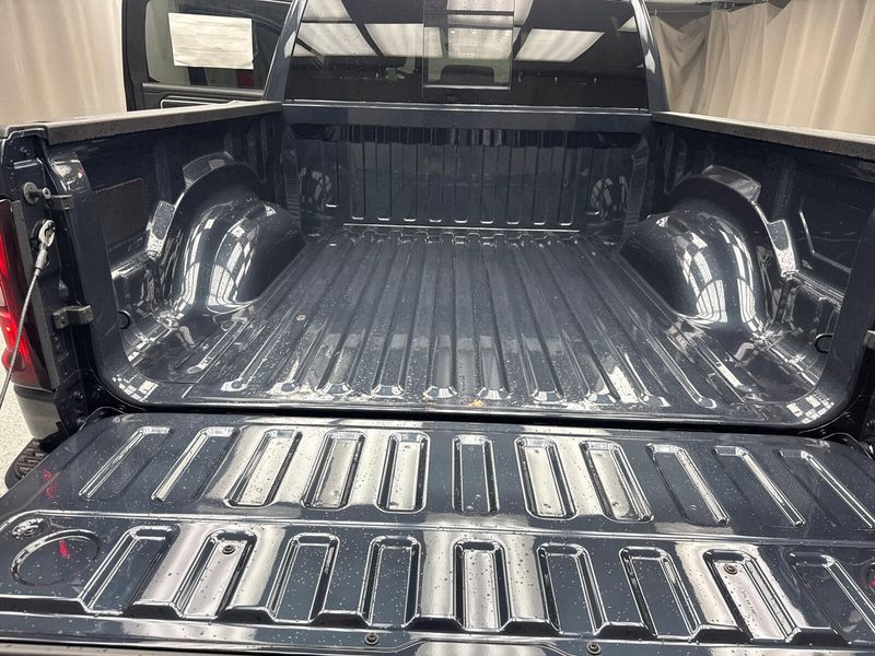 2025 RAM 1500 Big Horn Crew Cab 4x4 5