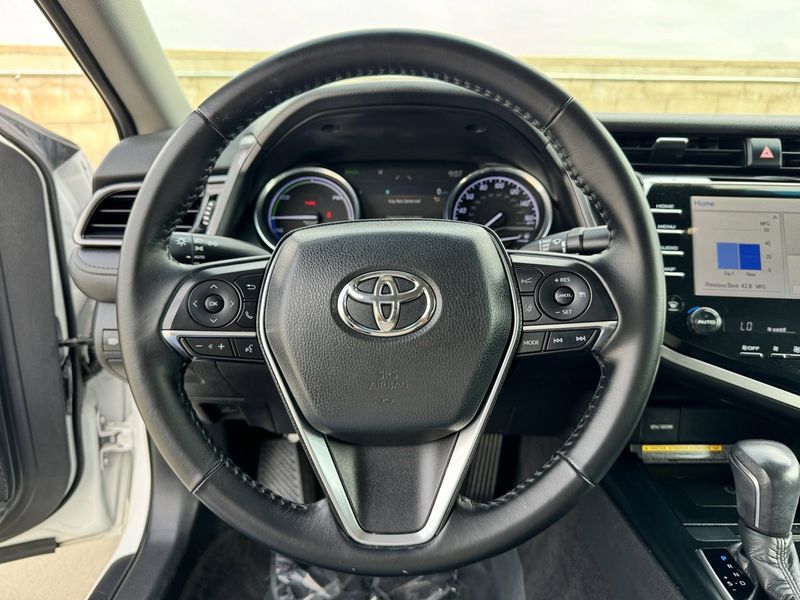 2019 Toyota Camry XLEImage 22
