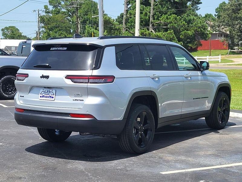 2025 Jeep Grand Cherokee L Limited 4x4Image 6
