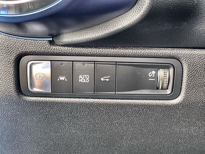 Used 2024 Chevrolet Equinox EV LTImage 17