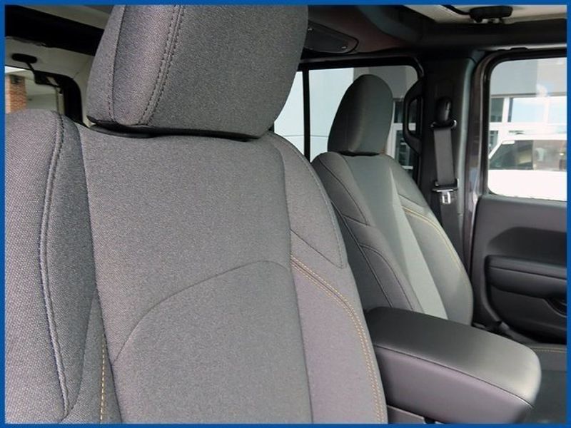 2024 Jeep Wrangler 4xE Sport S 4xeImage 9