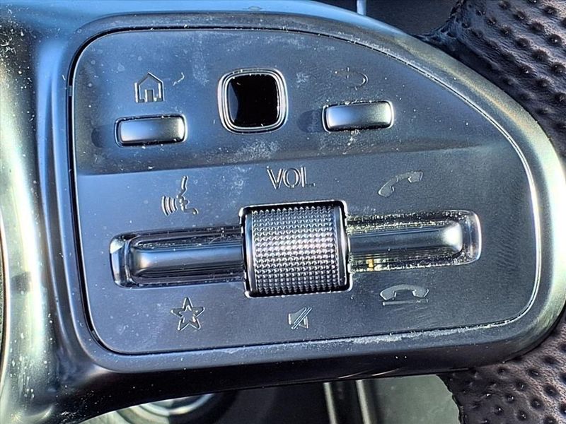 Used 2021 Mercedes-Benz GLC 300 300Image 22