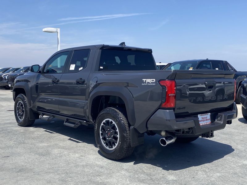 New 2025 Toyota Tacoma TRD Off RoadImage 5