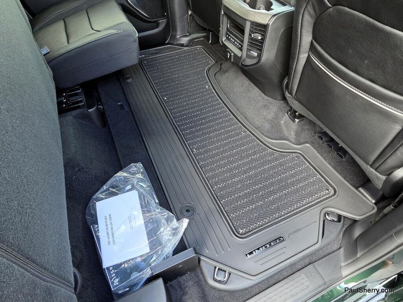 New 2026 RAM 1500 Limited Crew Cab 4x4 5'7' Box