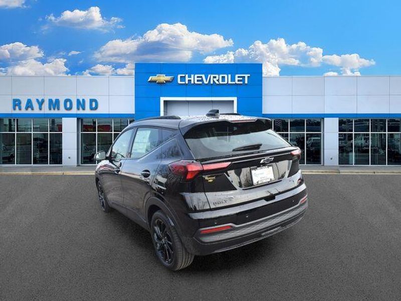 New 2027 Chevrolet Bolt EV RSImage 6