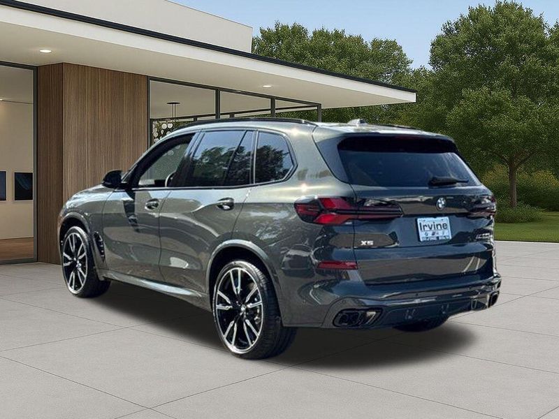 New 2026 BMW X5 M60iImage 12
