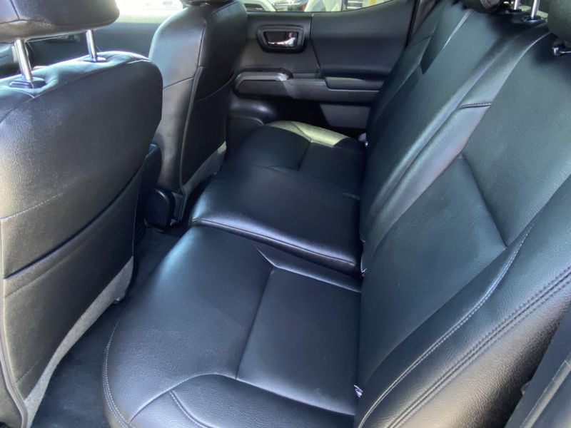 Used 2022 Toyota Tacoma TRD Off-RoadImage 13