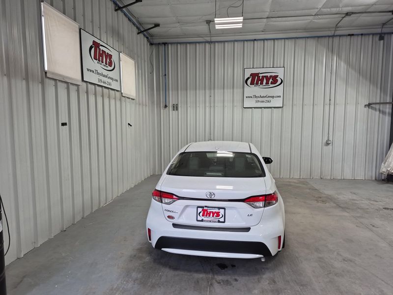 Used 2022 Toyota Corolla LEImage 12