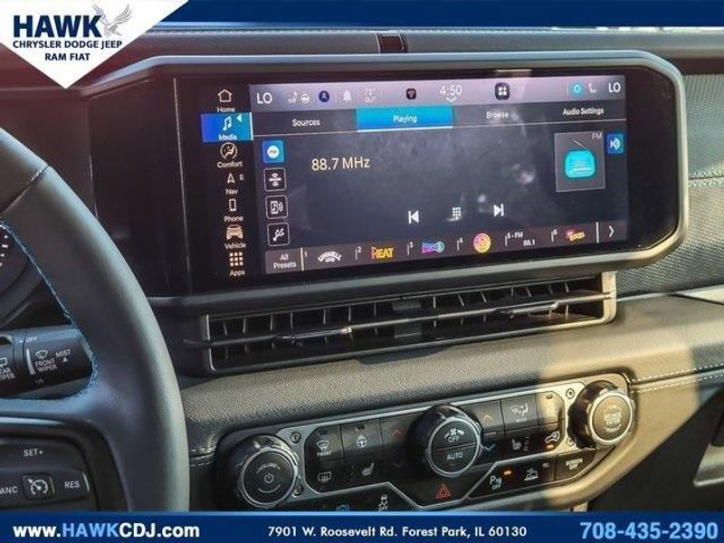 2024 Jeep Wrangler Rubicon 4xe photo 19