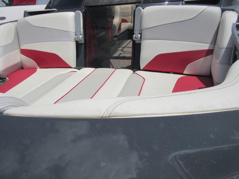 USED 2017 MALIBU WAKESETTER 22MXZ Image 7