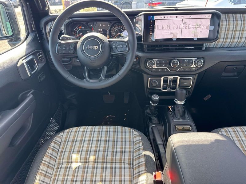 New 2026 Jeep Wrangler 4-door 85th Anniversary Edition