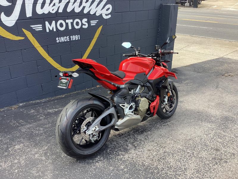 New 2026 Ducati Streetfighter V4 