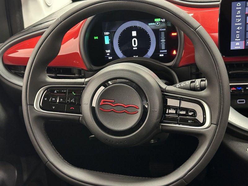 New 2024 Fiat 500e Inspi(red)Image 21