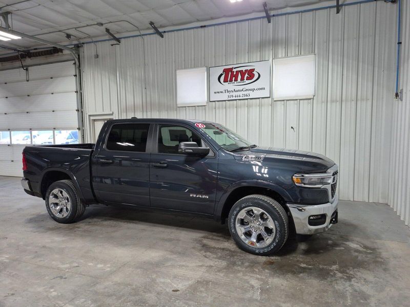 2025 RAM 1500 Big Horn Crew Cab 4x4 5