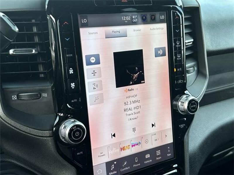 New 2026 RAM 2500 Black Express Crew Cab 4x4 6