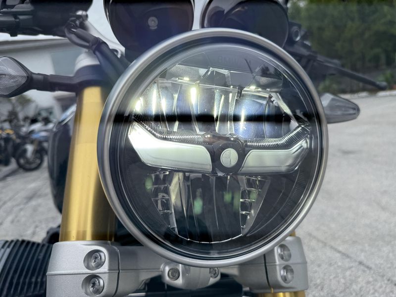 2025 BMW R 12 nineT
