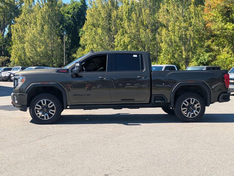 2023 Gmc Sierra HD AT4 photo 2