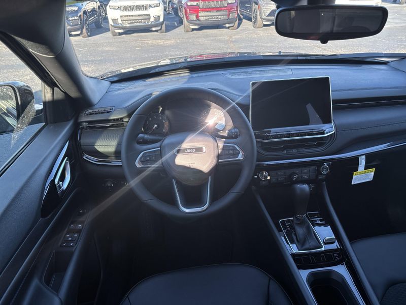 New 2026 Jeep Compass Latitude Altitude 4x4Image 20