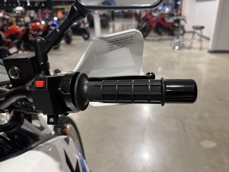 New 2026 Suzuki DR650S Image 24