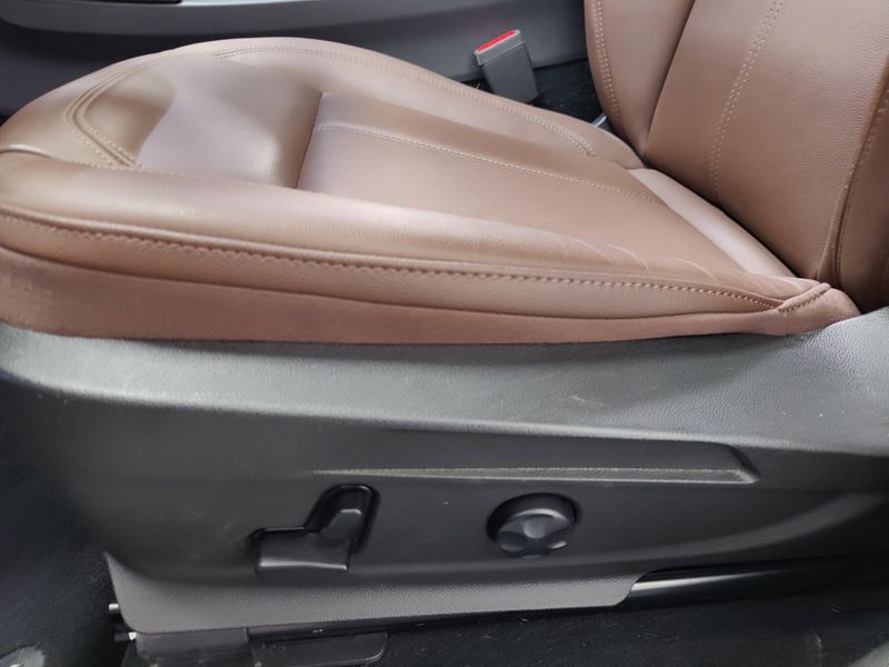 2024 Alfa Romeo Stelvio Ti AWD w/Sunroof/NavImage 17
