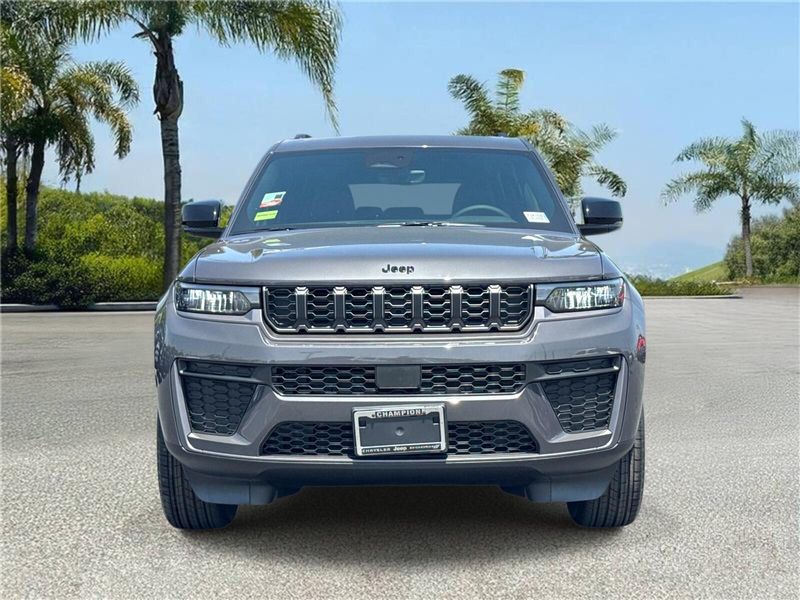 New 2026 Jeep Grand Cherokee L Laredo Altitude 4x2