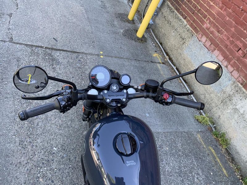 2024 Royal Enfield SHOTGUN 650 